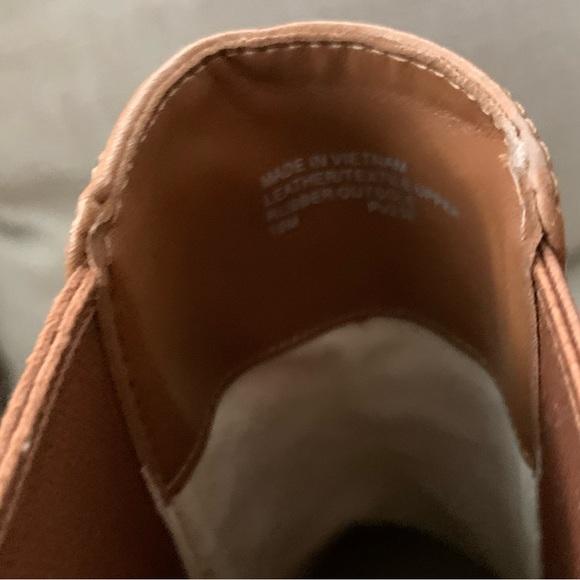 NWT Michael Kors Camel-Brown Leather Platform Chelsea Boots 10 - Picture 4 of 11